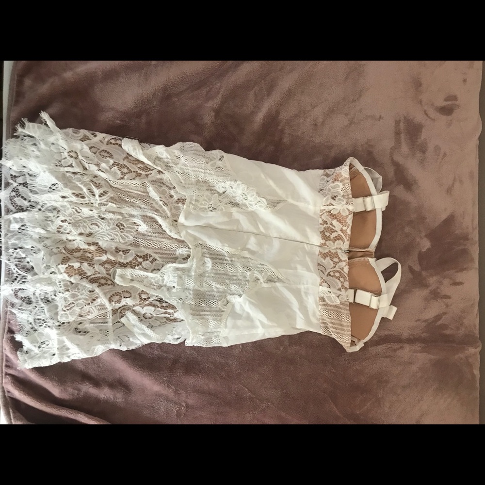 Dress - Picture 3 of 3